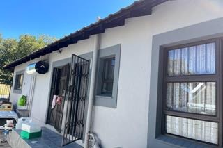 To Let 3 Bedroom Property for Rent in Heuwelsig Free State